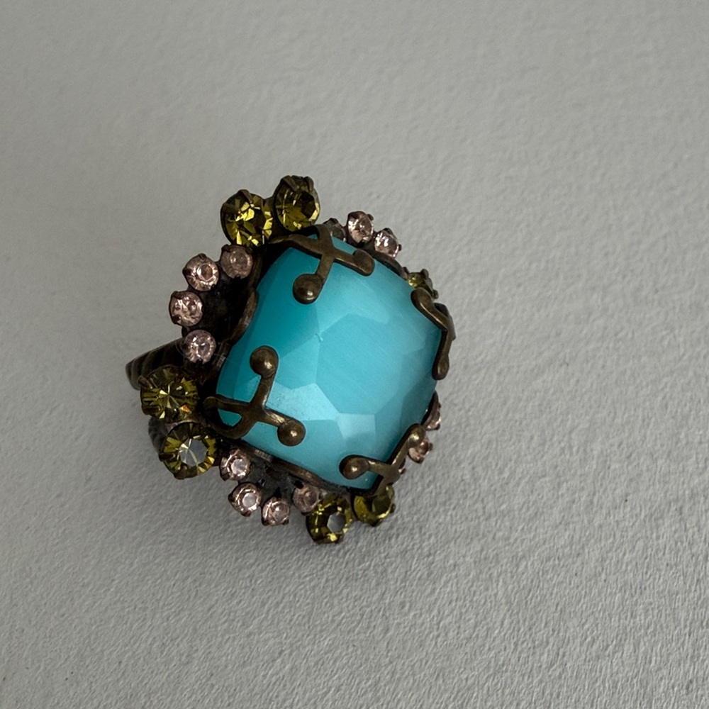 Elegant Sorreli Ring